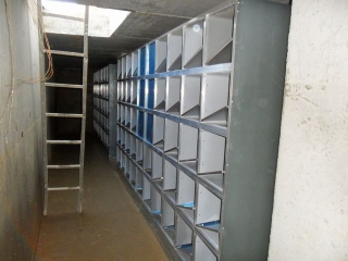 33-Comune di Sopramonte - TN. Batteria ossari prefabbricati in alluminio posizionata in seminterrato